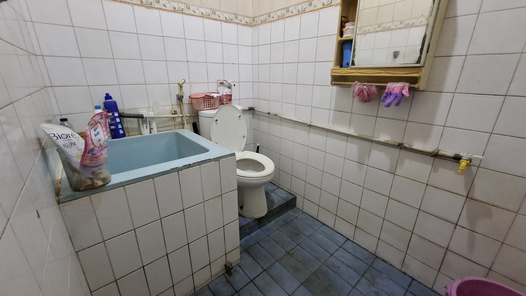 Rumah 2 Lantai di Titimplik Sadang Serang Bandung