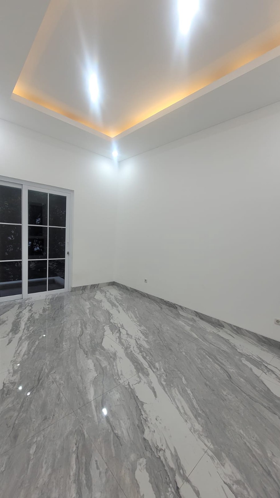 Rumah Siap Huni dengan Hunian Nyaman dan Asri di @Bintaro Sektor 9