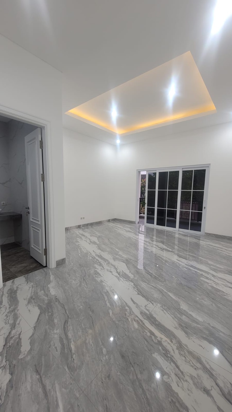 Rumah Siap Huni dengan Hunian Nyaman dan Asri di @Bintaro Sektor 9