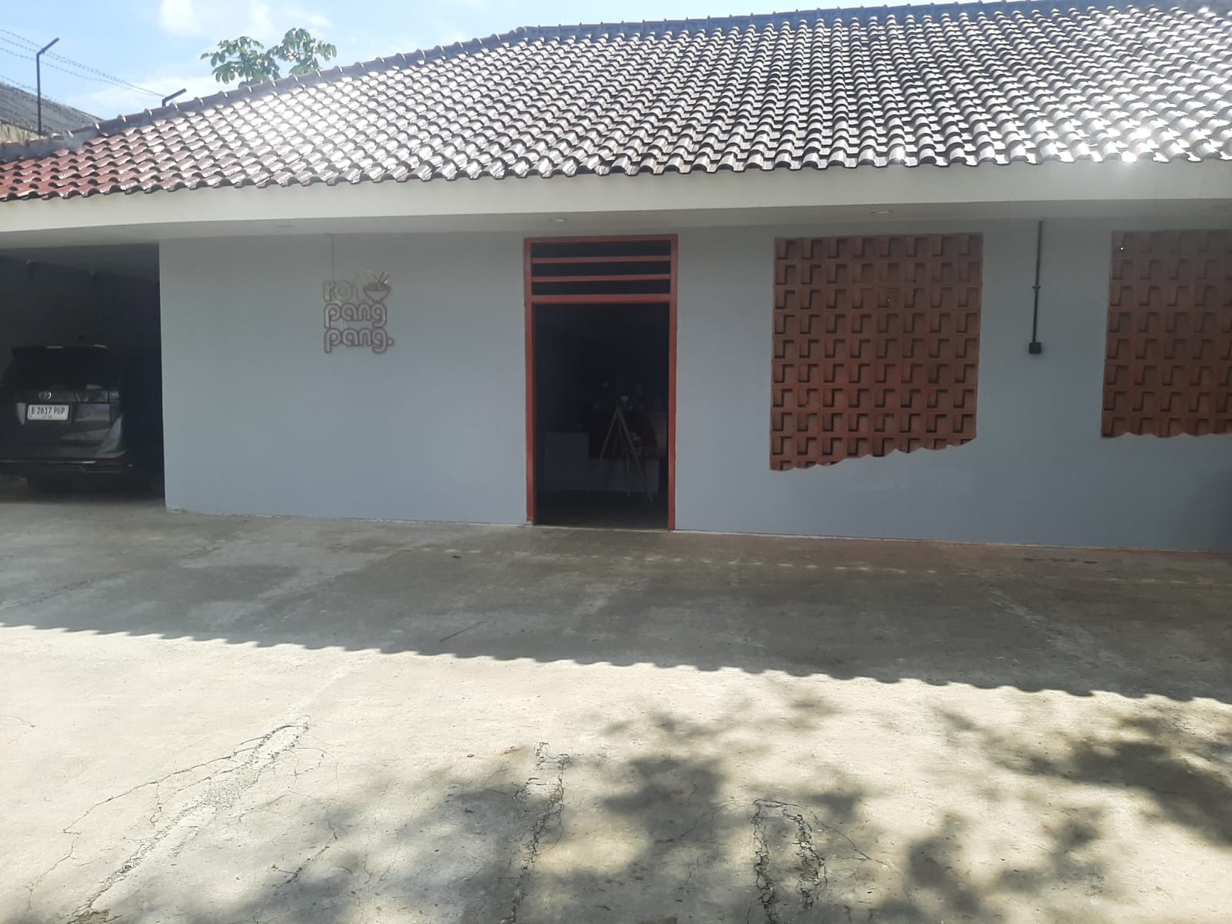 Kavling & Bangunan, lokasi di Jalan Utama di Ciputat