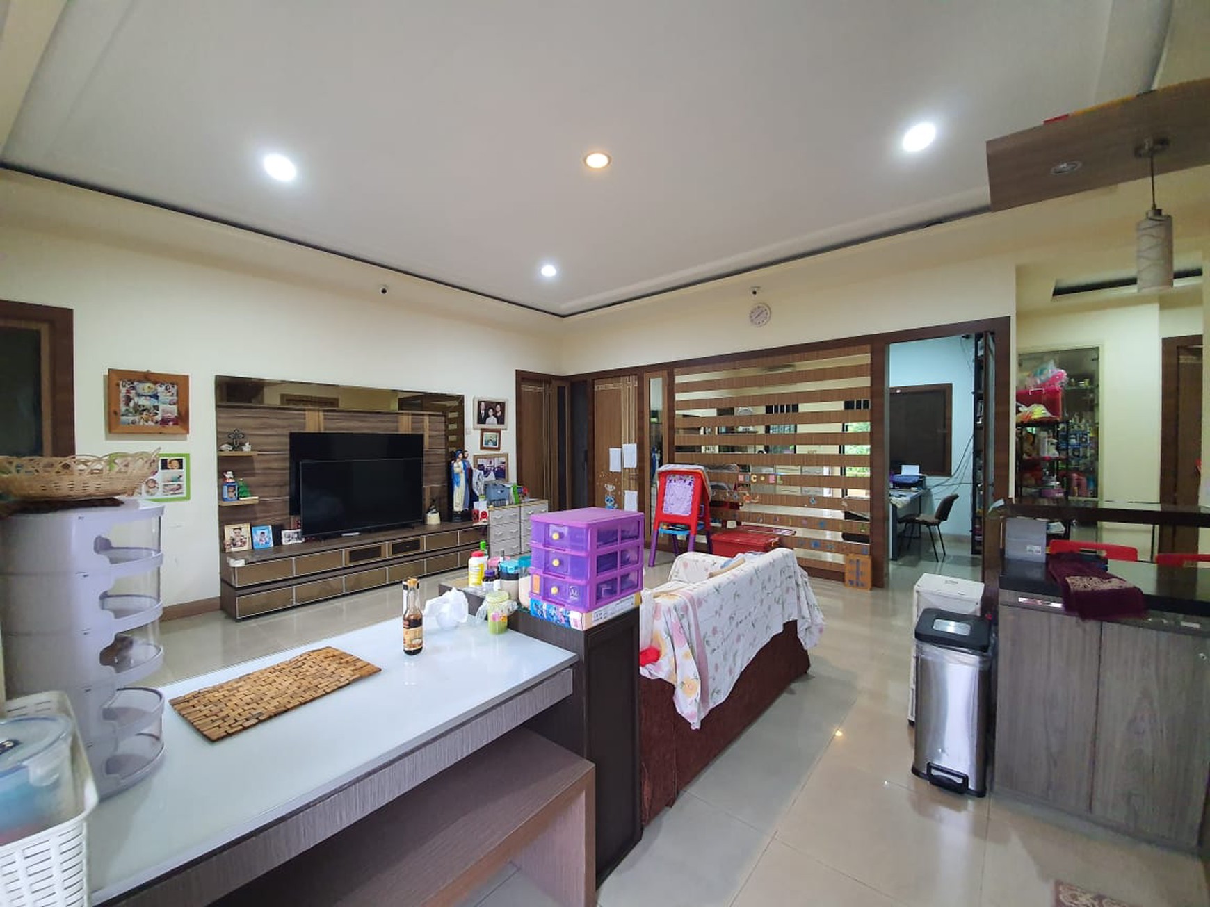 Dijual rumah mewah di Cempaka putih cemara Kemayoran jakarta Pusat