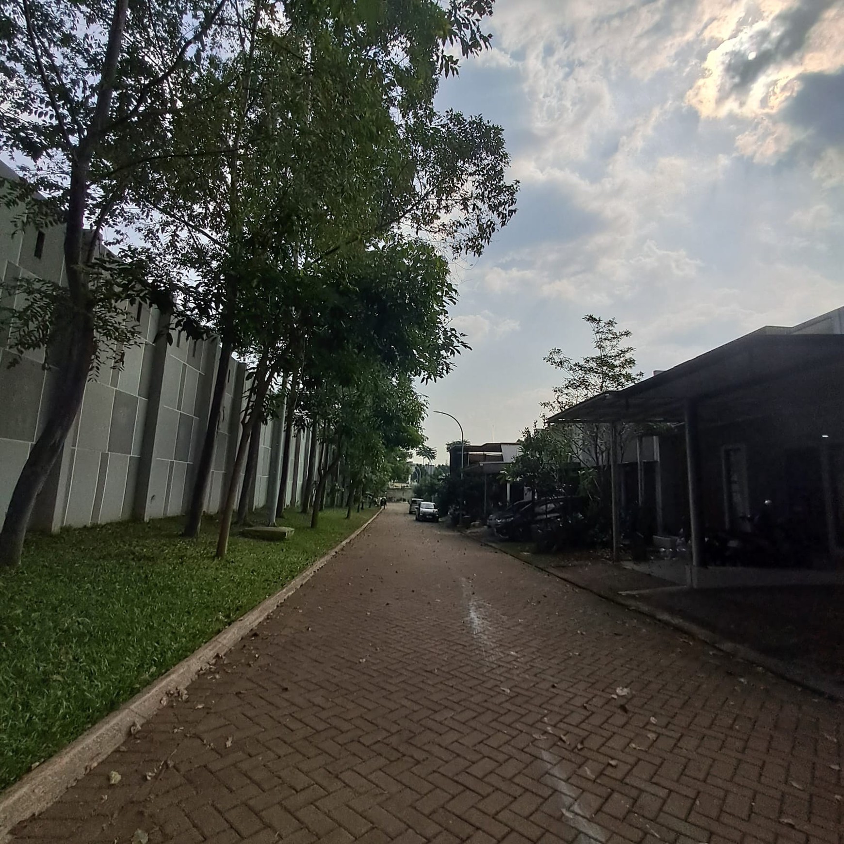 Rumah Dalam Cluster dan Lokasi Strategis @Ciputat