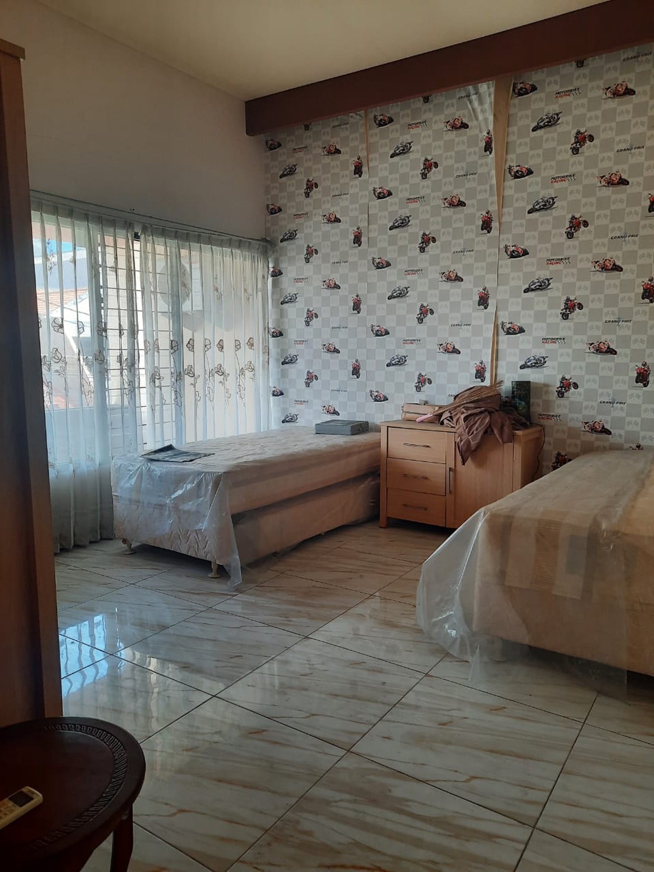 Jual Rumah Pusat Kota jalan Genteng Muhamadiyah
