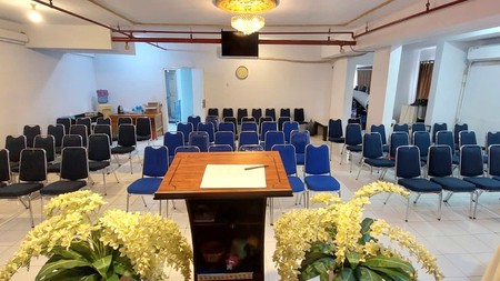 Ruko hoek di lokasi prima Boulevard Raya, Kelapa Gading, di kompleks apartemen Wisma Gading Permai (WGP)