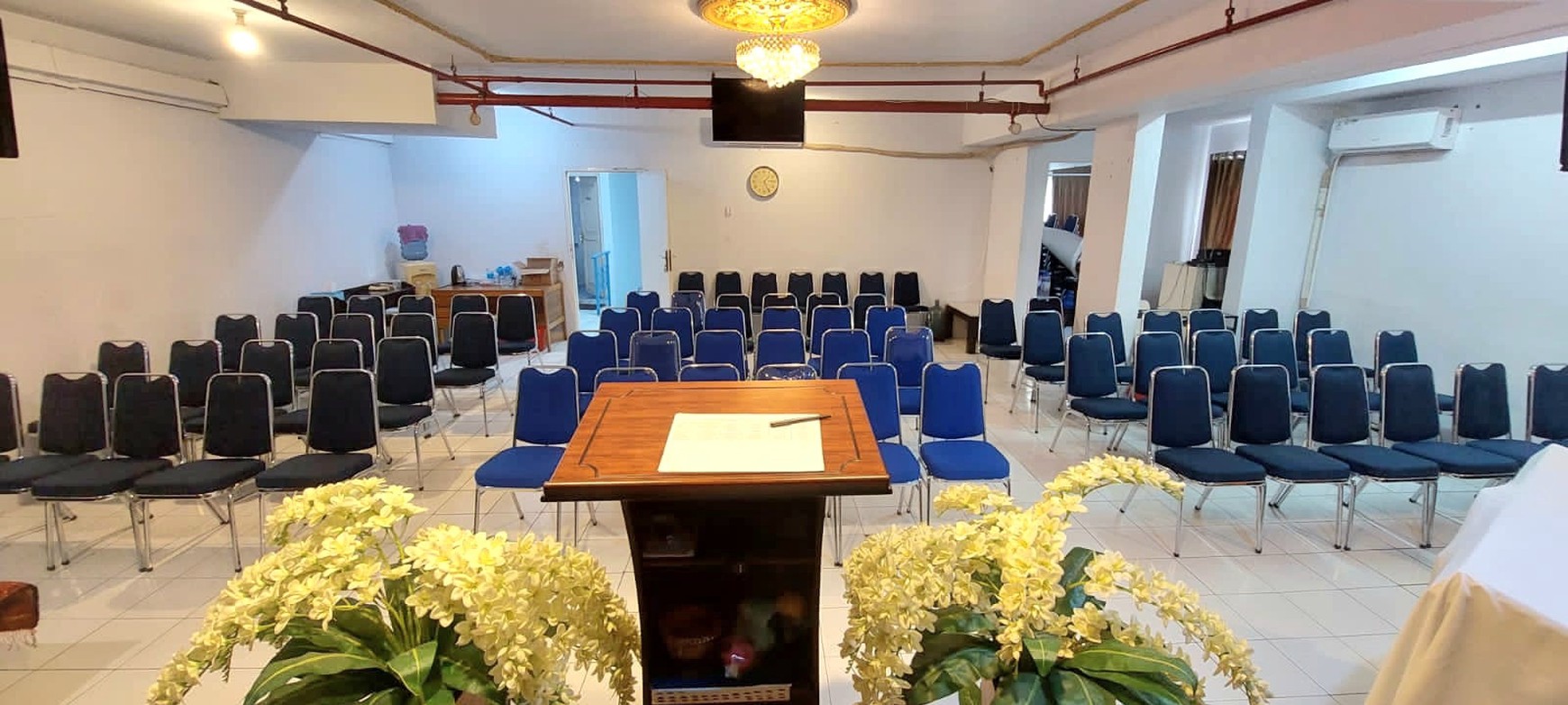 Ruko hoek di lokasi prima Boulevard Raya, Kelapa Gading, di kompleks apartemen Wisma Gading Permai (WGP)