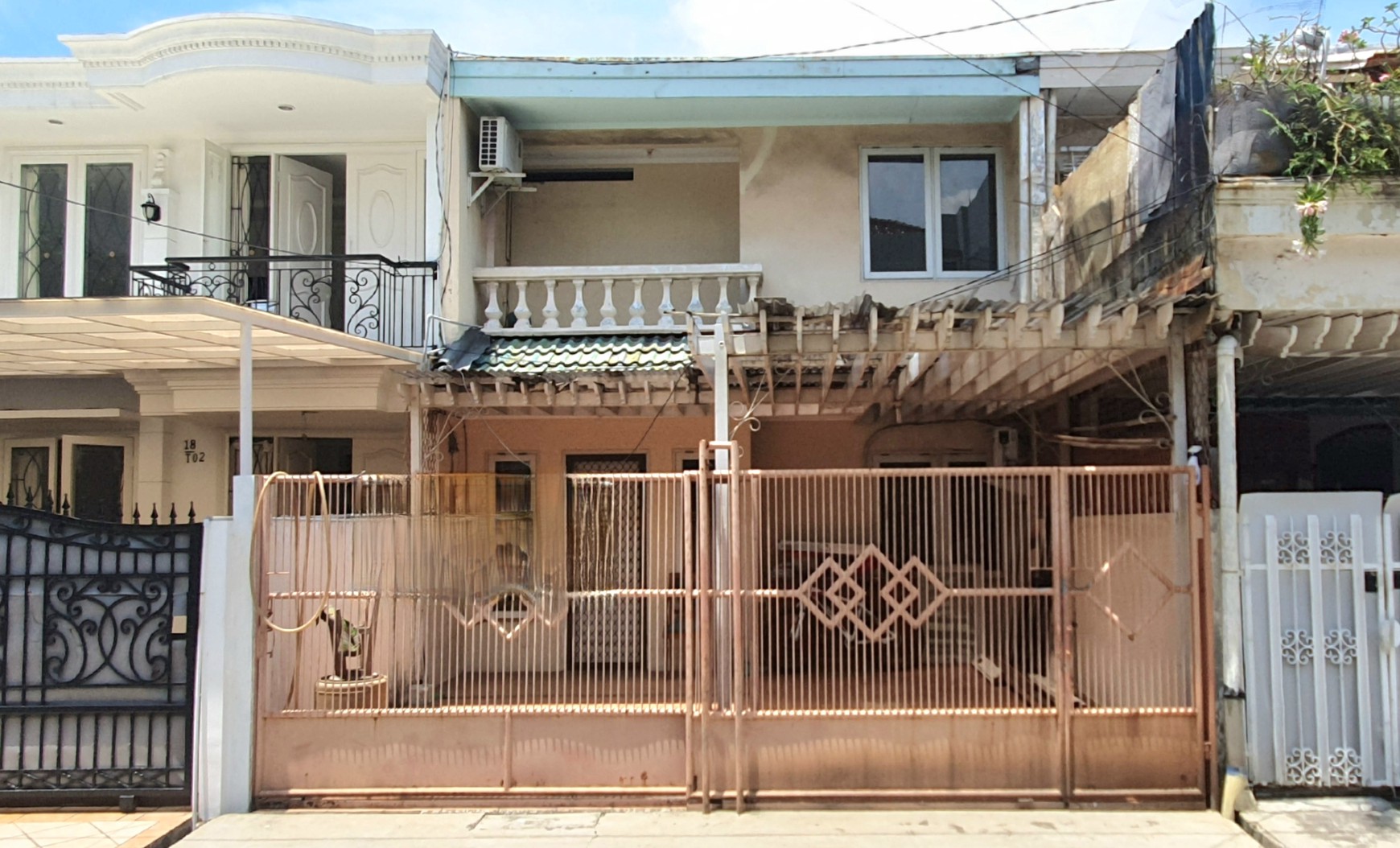 Rumah Janur Hijau, cluster Gading Harmony, Kelapa Gading, Jakarta Utara