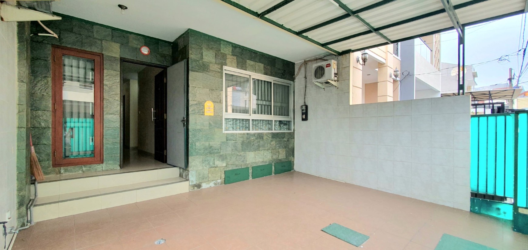 Rumah Kelapa Lilin, Kelapa Gading, Jakarta Utara