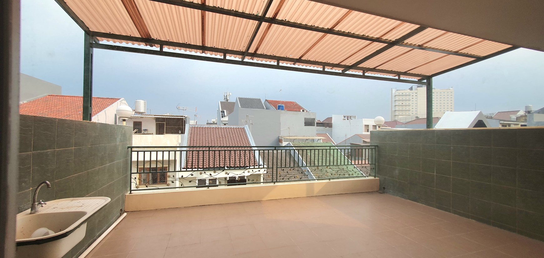 Rumah Kelapa Lilin, Kelapa Gading, Jakarta Utara