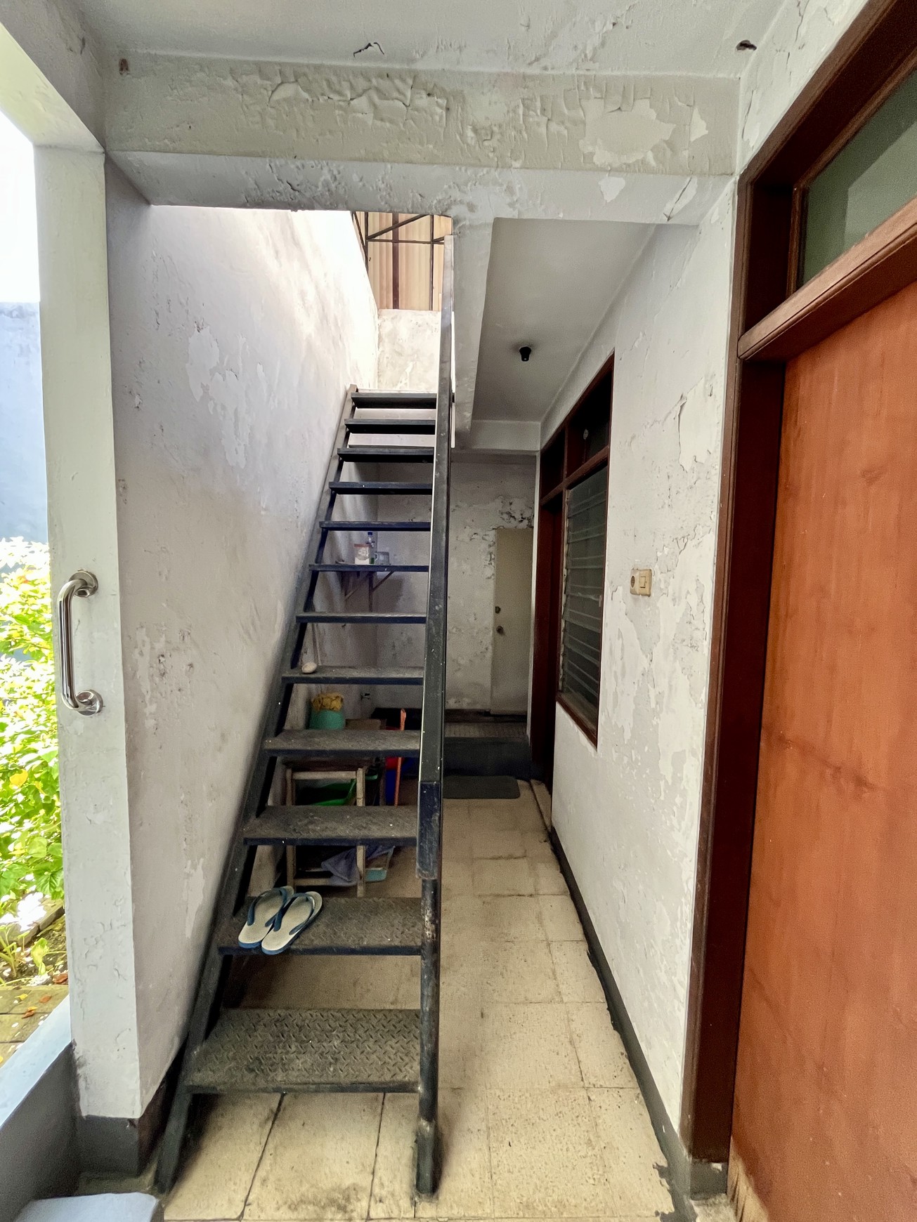 Rumah dijual di Manyar Kartika Surabaya, Dekat Raya Manyar
