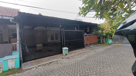 Dijual Rumah Siap Huni Medokan YKP Rungkut, SHM, Ada Gas PGN & PDAM Carport 2 Mobil