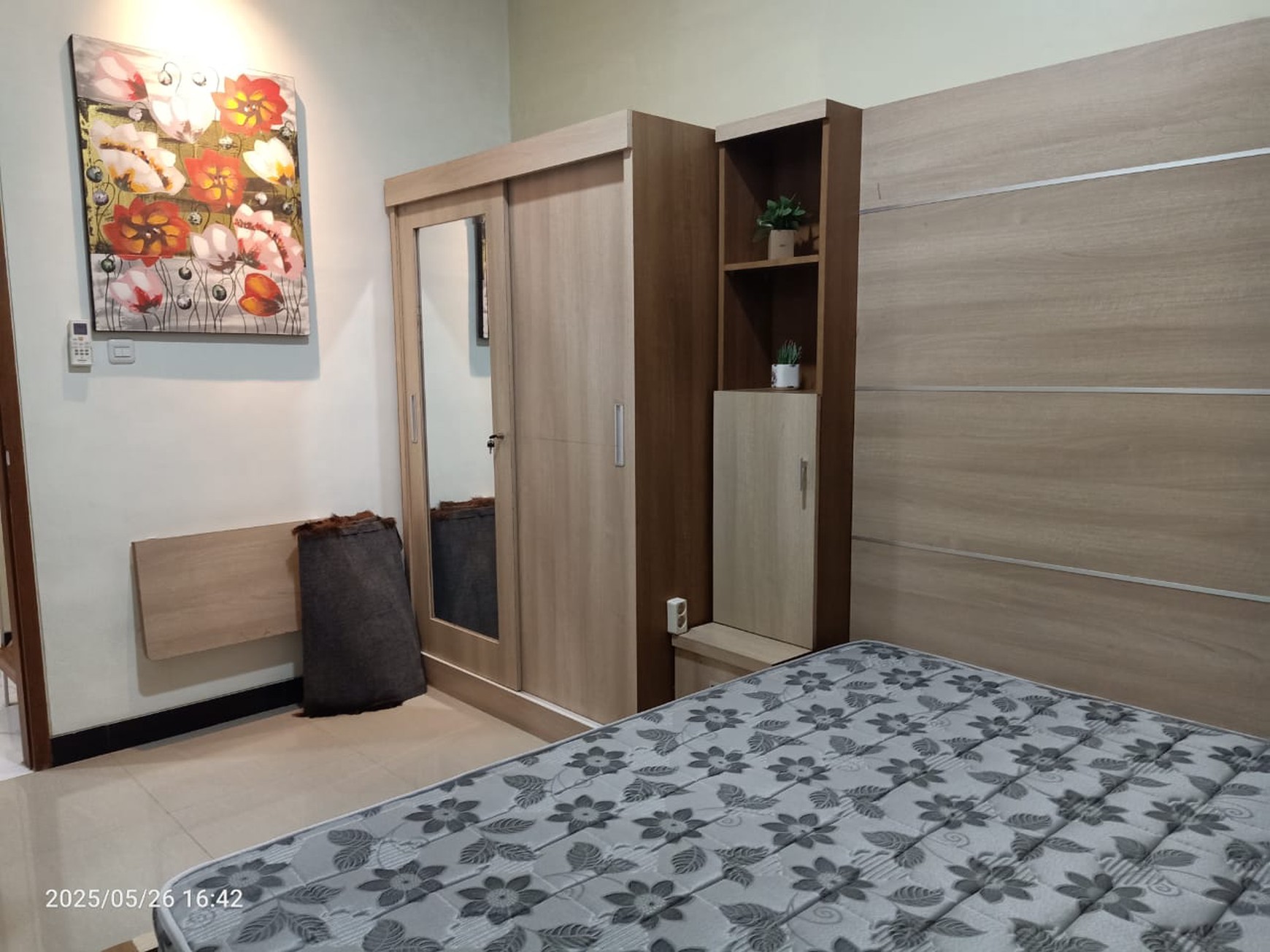 Rumah Mewah Disewakan + Furniture Dekat Jogja Bay & Stadion Maguwo Sleman