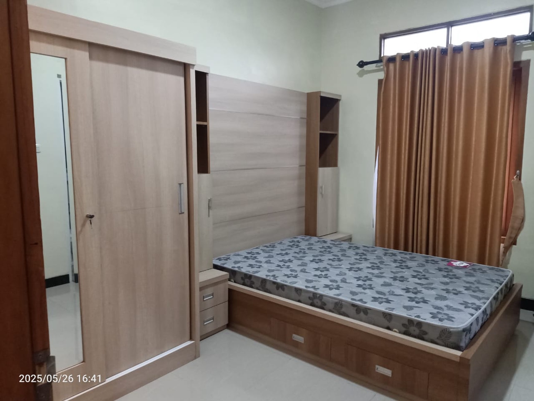 Rumah Mewah Disewakan + Furniture Dekat Jogja Bay & Stadion Maguwo Sleman