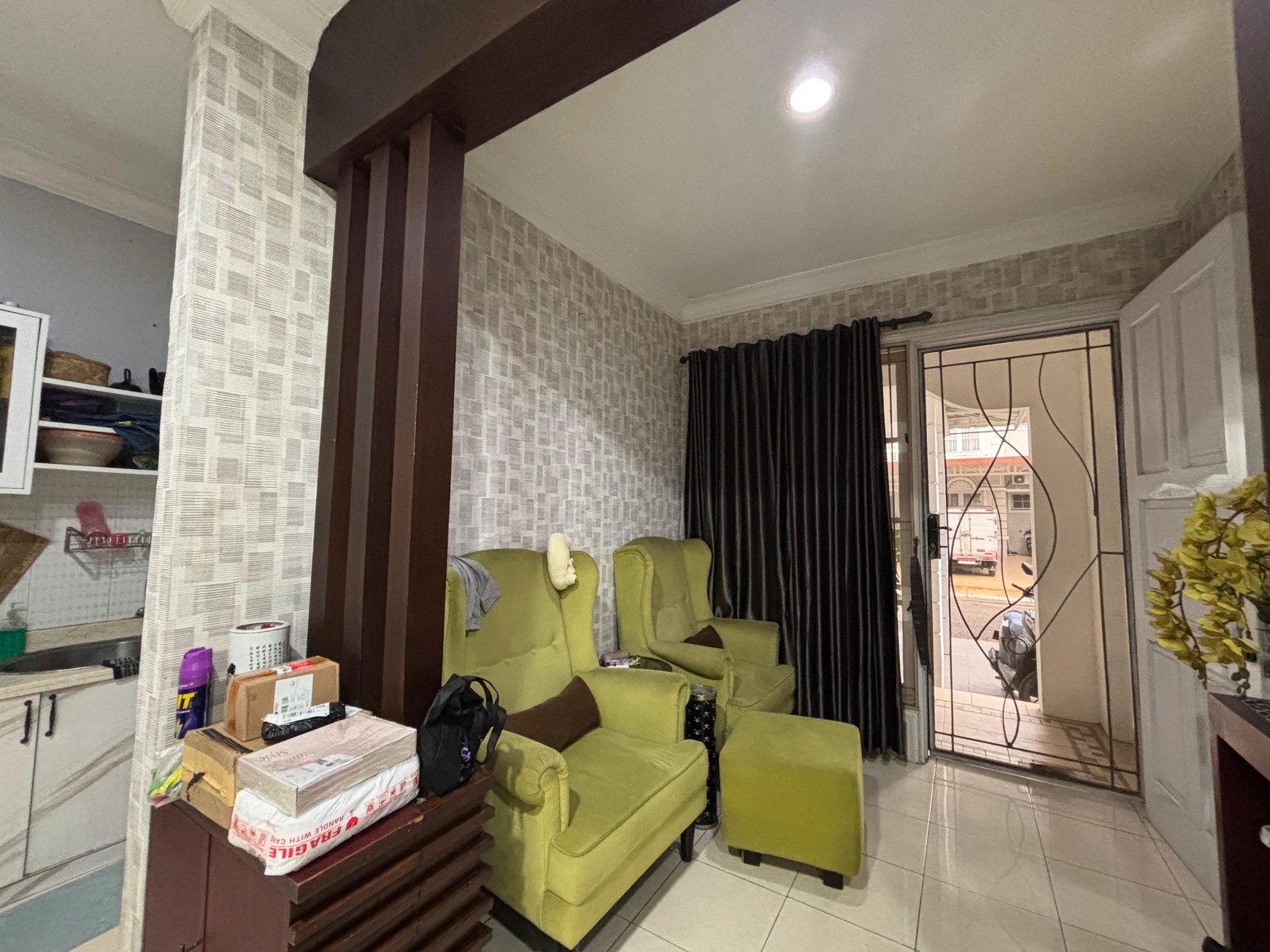 Best Price Rumah Kokoh 2 Lantai,Siap Huni Furnished di Kota Wisata Cibubur 