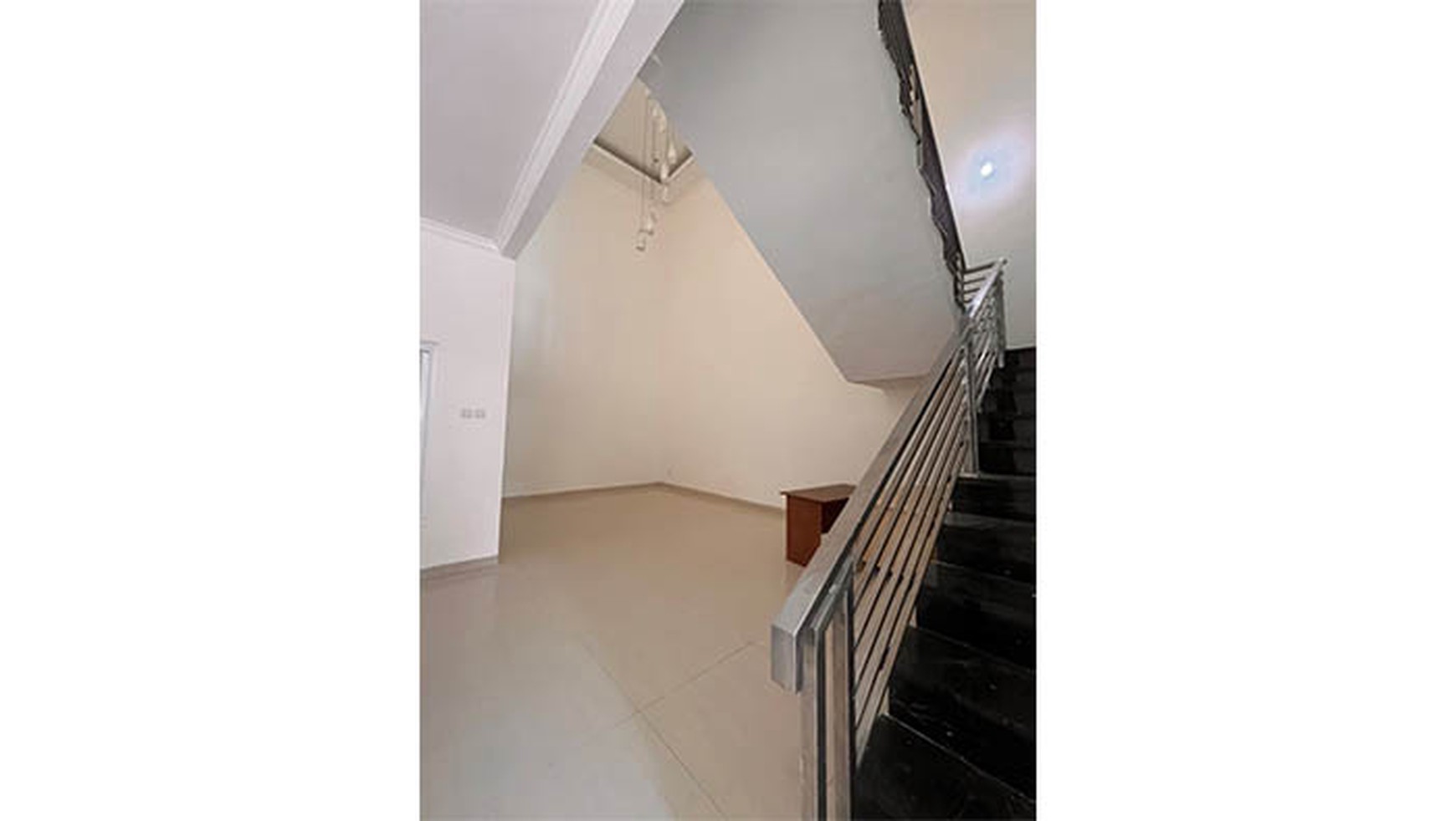 Rumah Kelapa Nias, Kelapa Gading, Jakarta Utara.