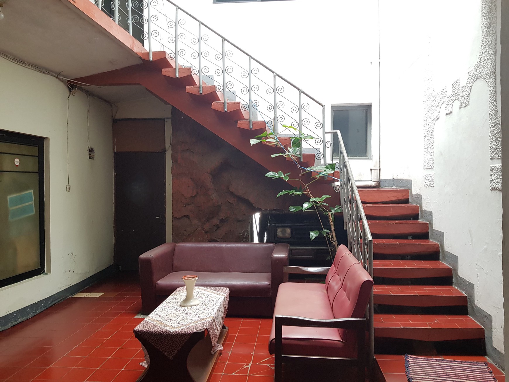 Rumah Area Komersial di Sayap Burangrang Lengkong Bandung