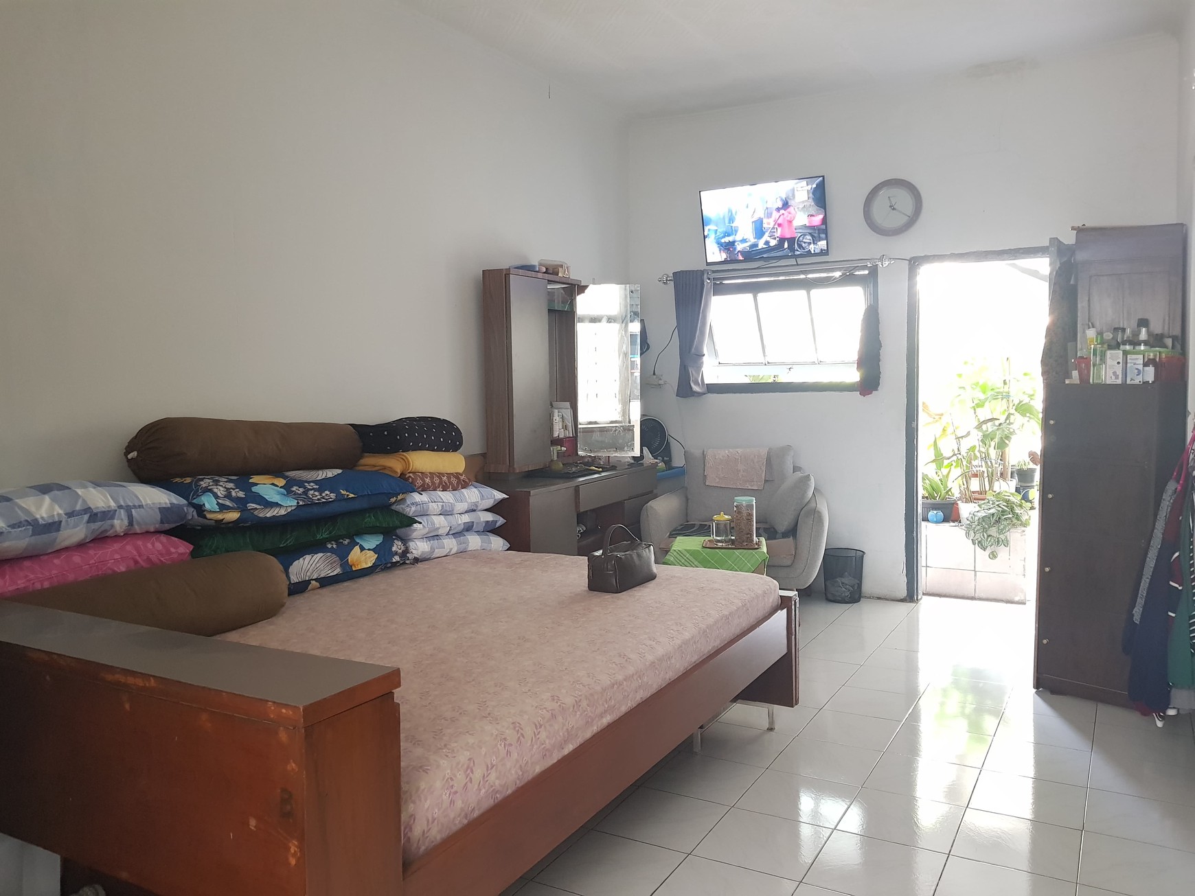 Rumah Area Komersial di Sayap Burangrang Lengkong Bandung