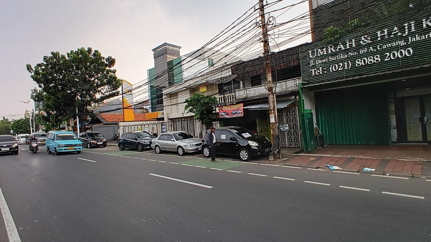 Rumah 2 Lantai Kawasan Strategis Komersil, Di Jalan Dewi Sartika Cawang, Hanya 2 Menit Ke Tol MT Haryono