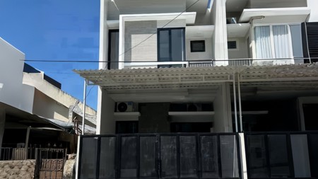Dijual Rumah 2 Lt. di Kutisari Indah Free BPHTB