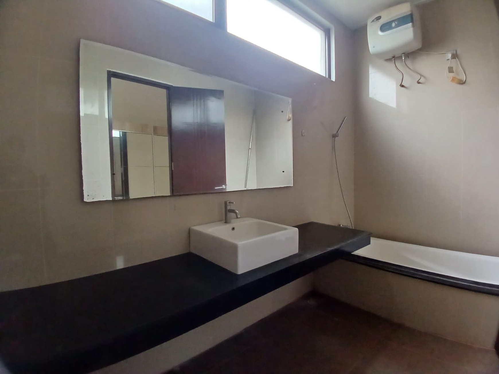 Rumah 2 lantai,lingkungan bagus di Bintaro Jaya 7