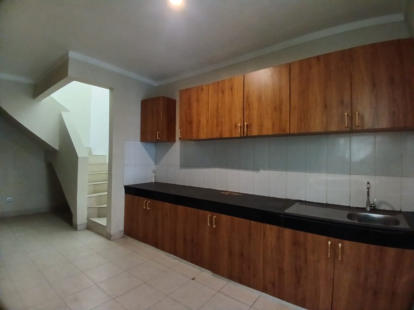 Rumah 2 lantai,lingkungan bagus di Bintaro Jaya 7