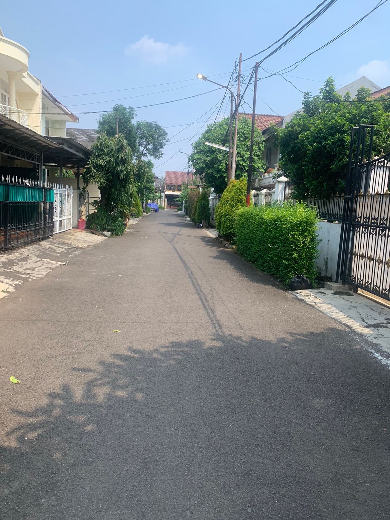 Rumah Hitung Tanah Di Merpati Bintaro Jaya Sektor 1