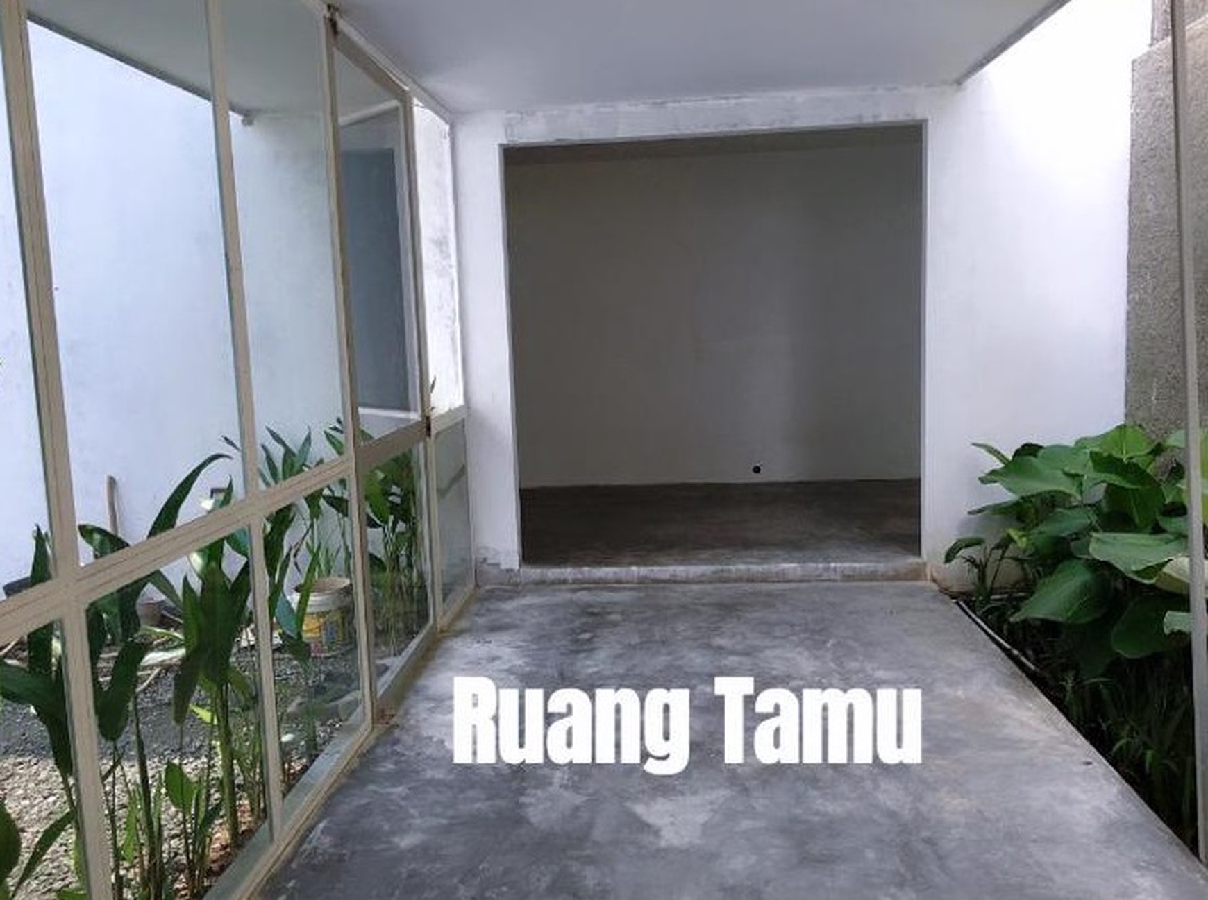 Rumah Siap Huni dengan Desain Industrialis dan Strategis @Bogor
