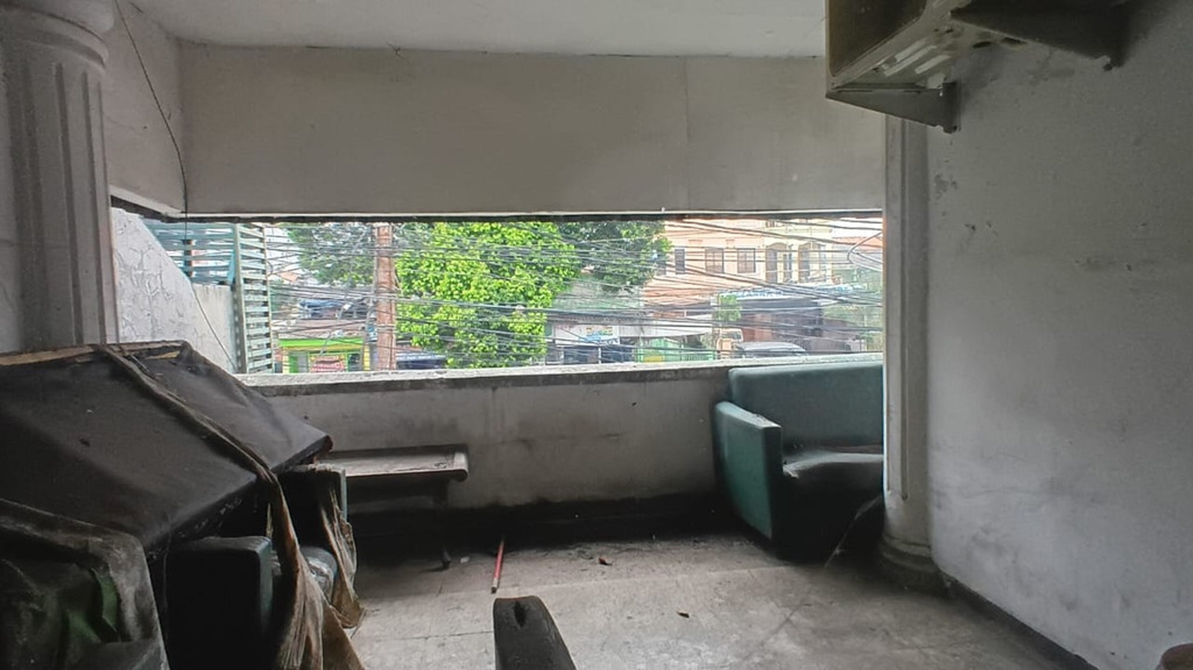 Rumah 2 Lantai Kawasan Strategis Komersil, Di Jalan Dewi Sartika Cawang, Hanya 2 Menit Ke Tol MT Haryono