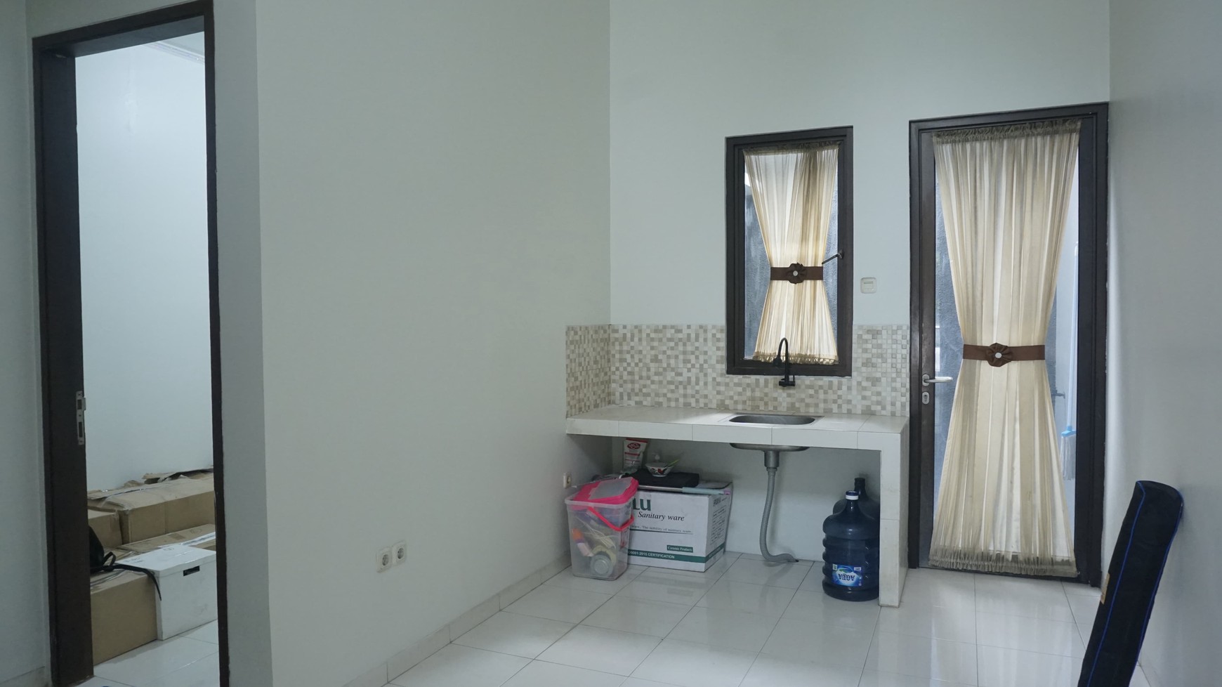 Rumah 1 Lantai Harga 1 M an di Grand Bintaro Asri, Sawah Lama, Ciputat, Tangerang Selatan