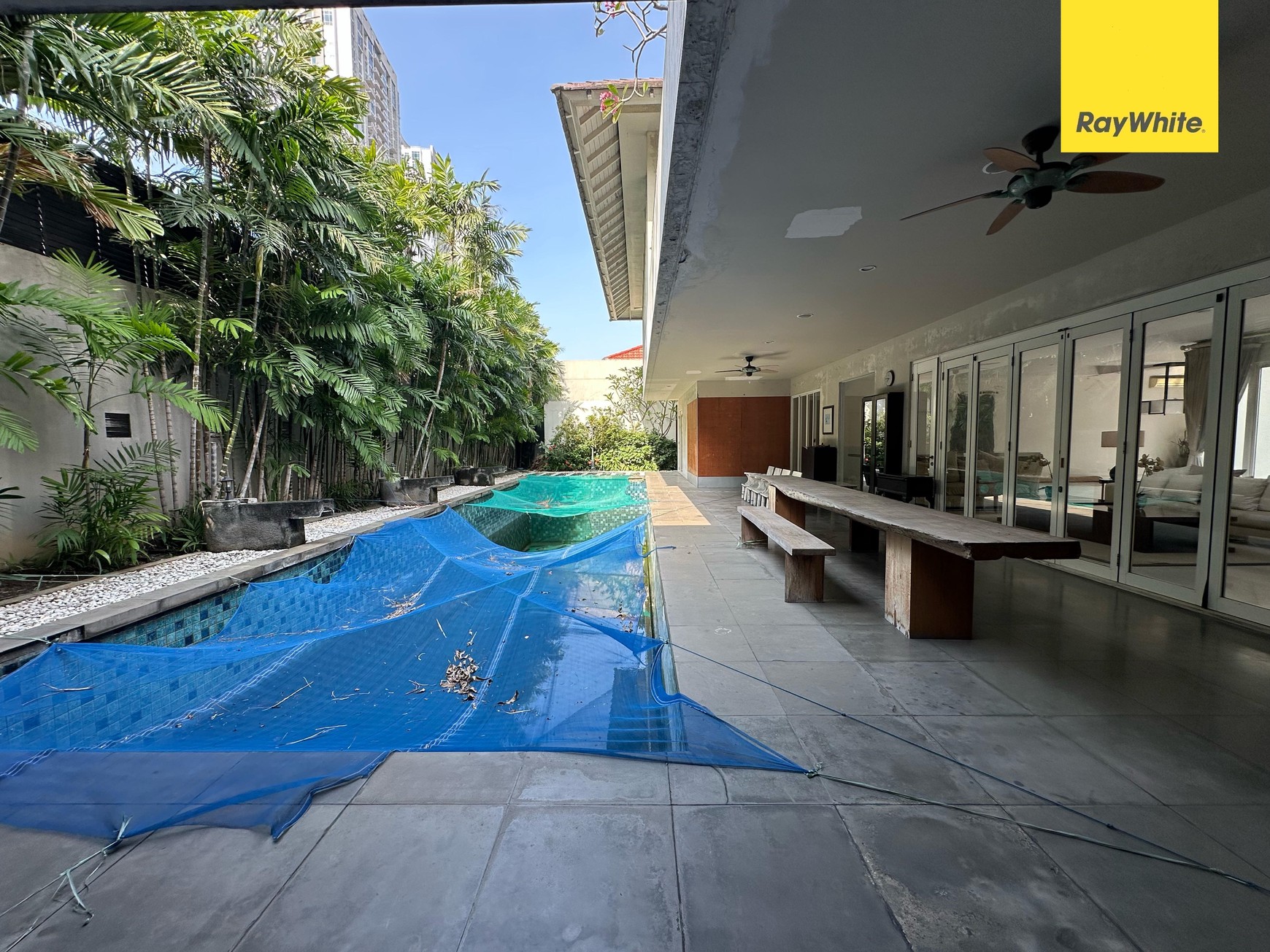 Dijual Rumah Mewah Di Darmo Hill Surabaya