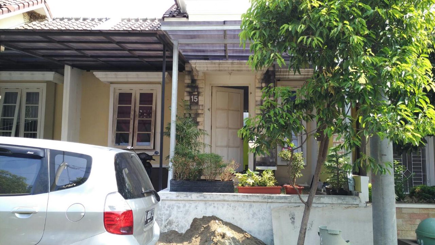 Rumah Minimalis Modern Aman dan Nyaman Di Flamboyan Acacia Garden [Lippo Cikarang]