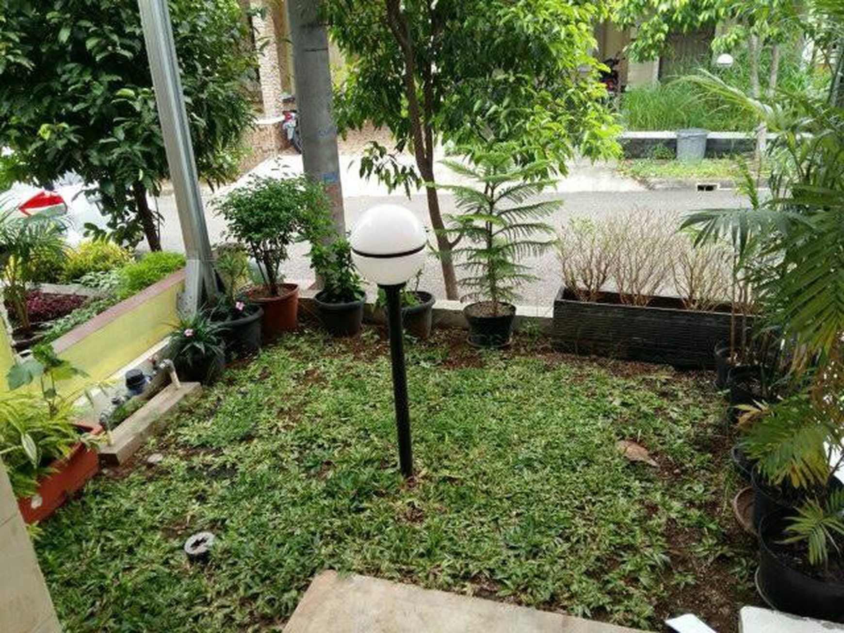 Rumah Minimalis Modern Aman dan Nyaman Di Flamboyan Acacia Garden [Lippo Cikarang]