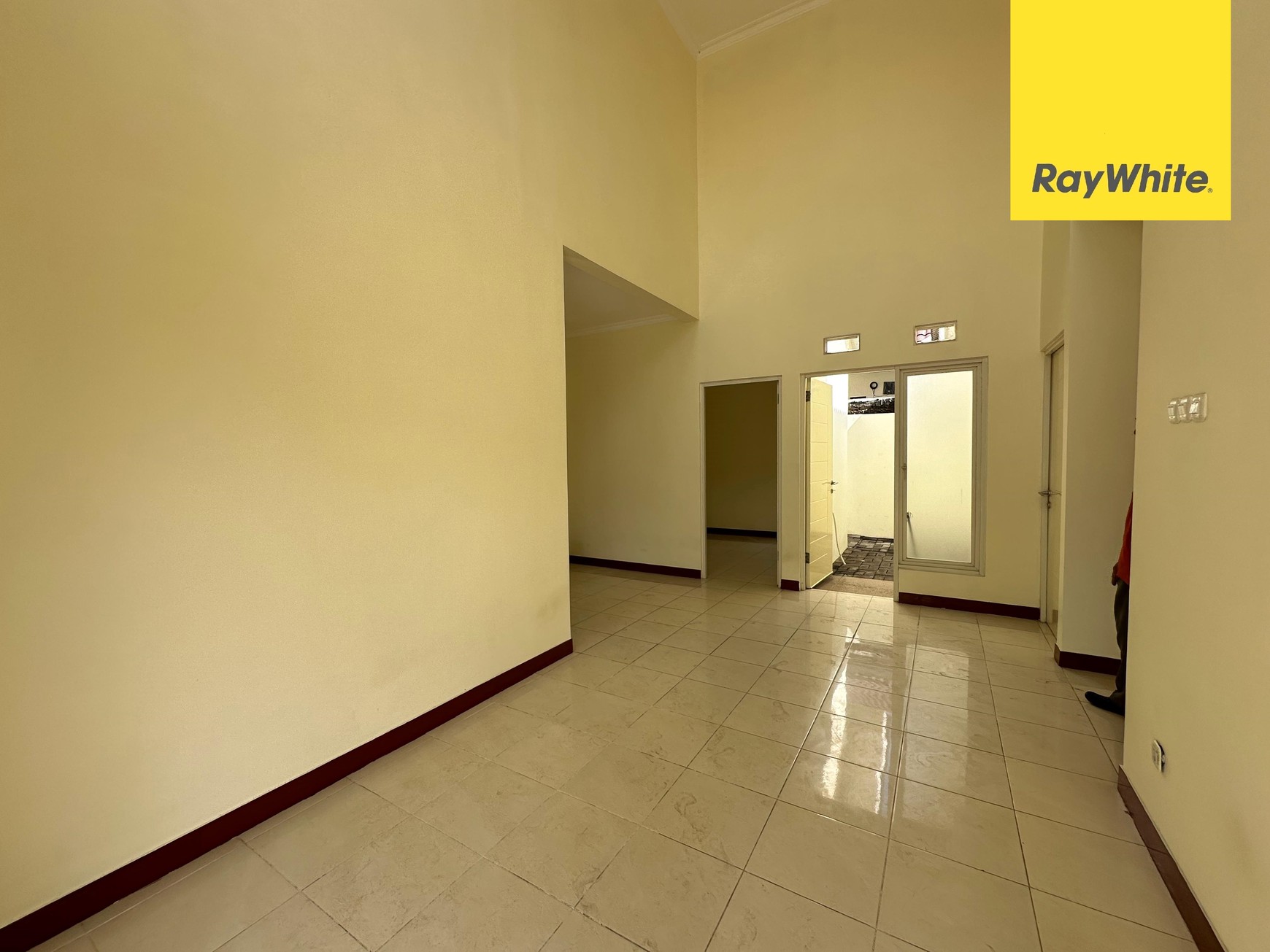 Dijual Rumah Siap Huni Di Puri Surya Jaya Valensia Icon Sidoarjo