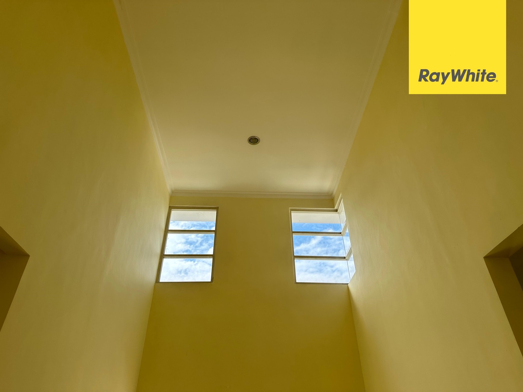 Dijual Rumah Siap Huni Di Puri Surya Jaya Valensia Icon Sidoarjo