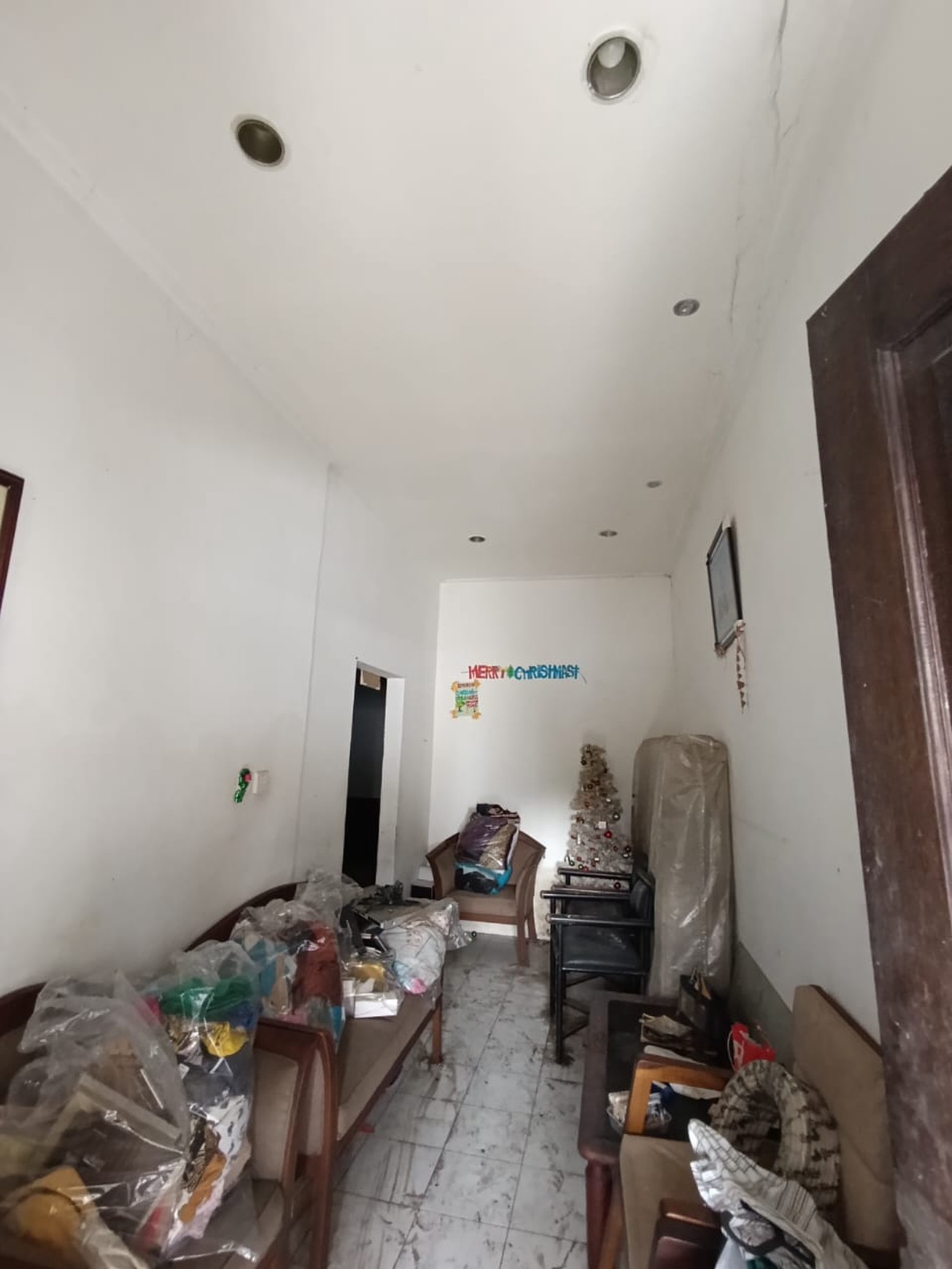 Dijual Rumah lama hitung tanah lokasi di Jl. Tebet Barat Dalam Tebet Barat Jakarta Selatan