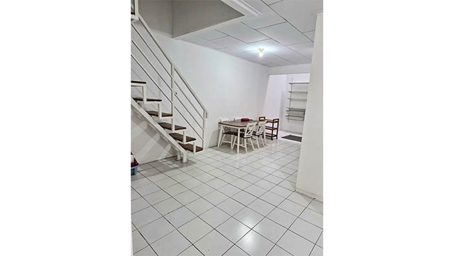 Rumah Kelapa Puan Timur, Kelapa Gading