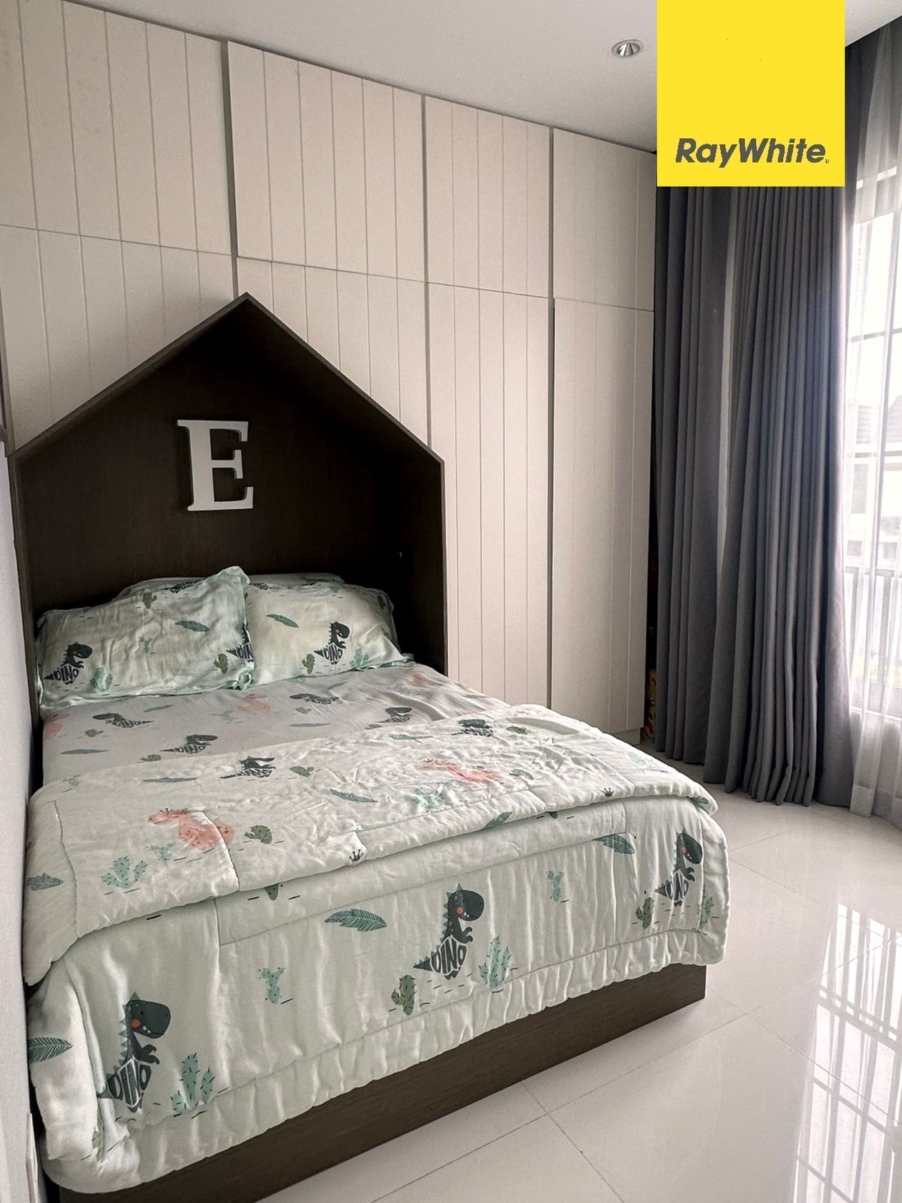 Dijual Rumah 2 Lantai Full Furnish Di Grand Kenjeran Pinewood Surabaya