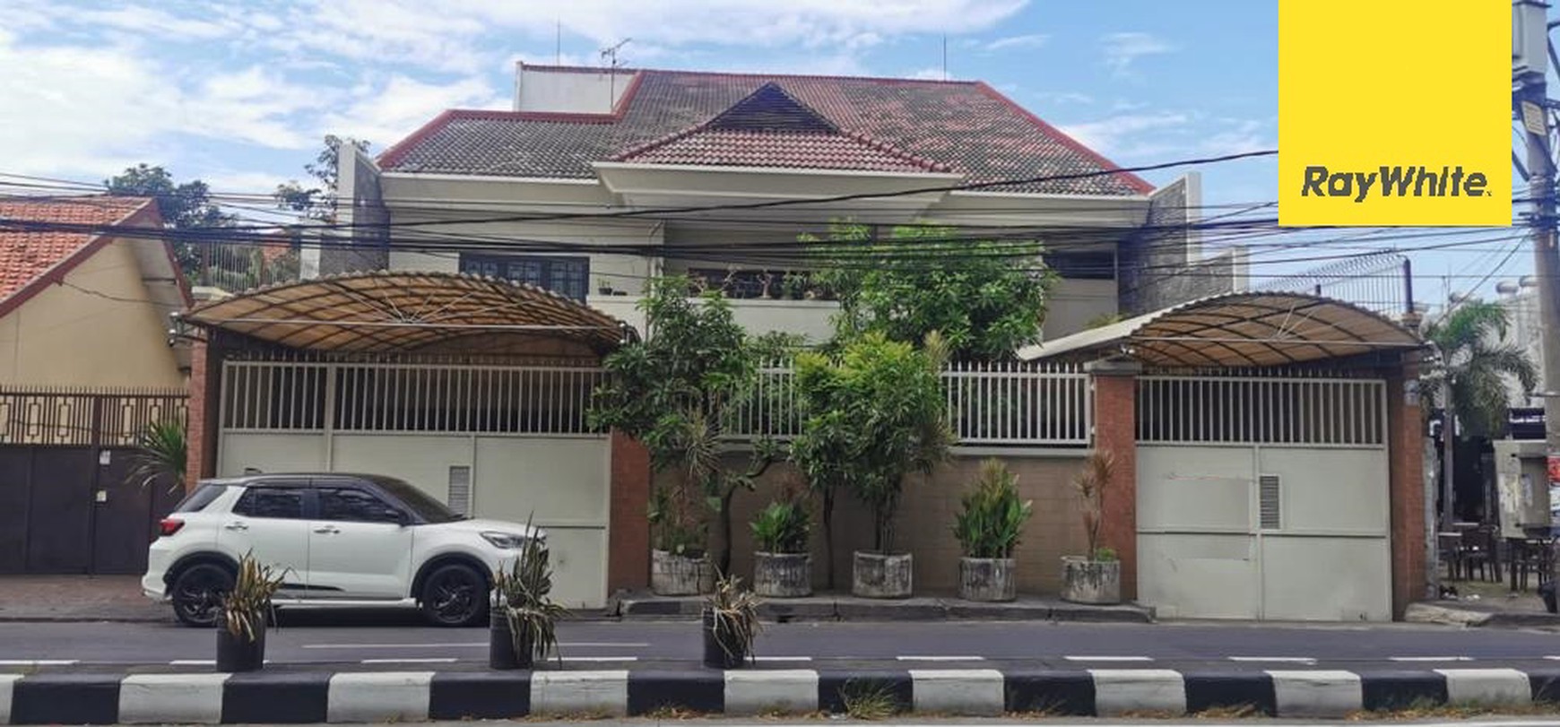 Dijual Rumah Nol Jalan Raya Di Kedung Cowek Surabaya