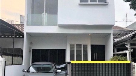 Rumah Modern 2 Lantai di Pondok Pinang Siap Huni Akses Mudah ke Tol