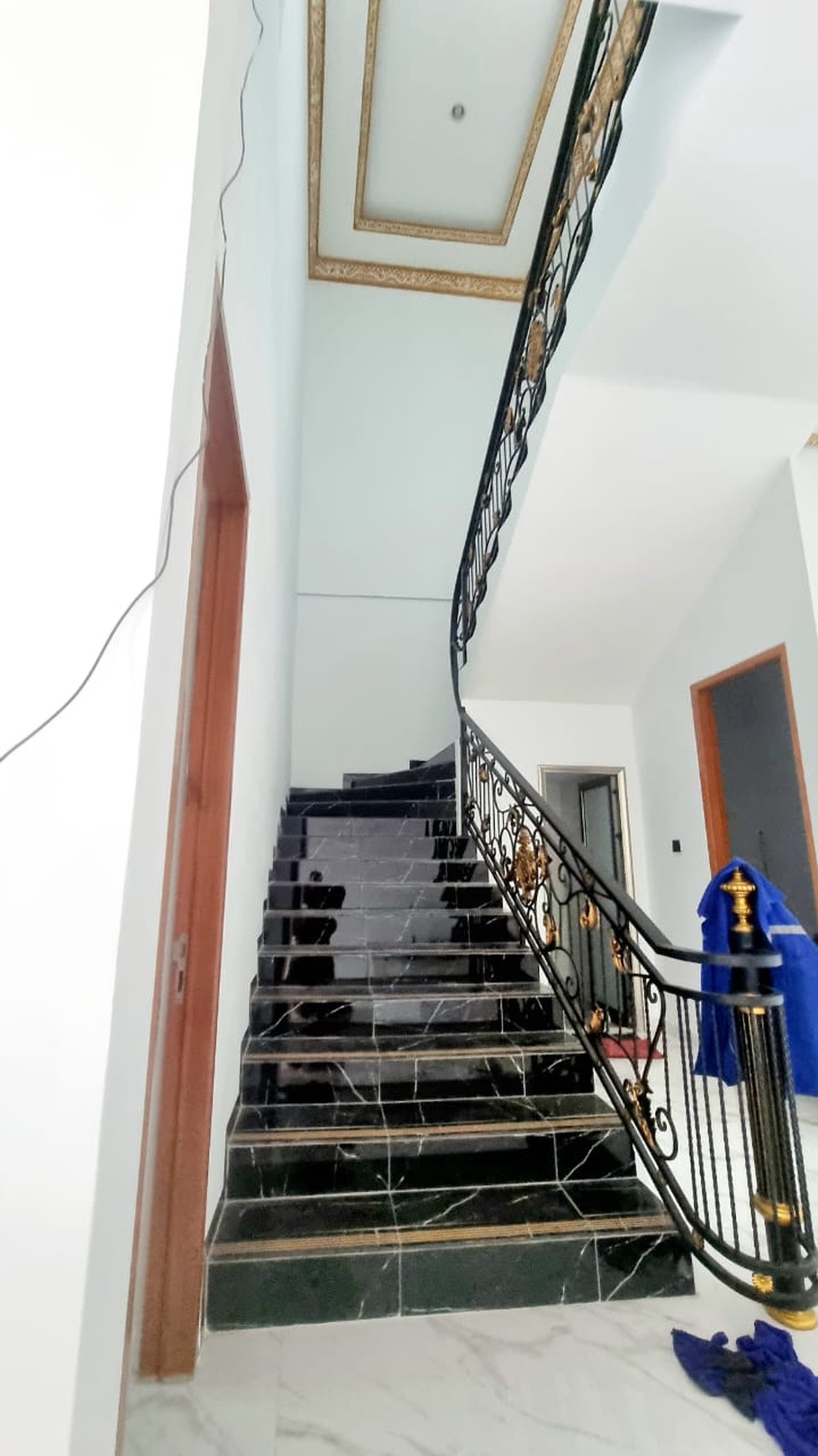 Dijual Cepat Rumah Siap Huni Lokasi Di Manyar Rejo Surabaya