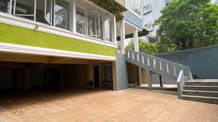 Pondok indah gandaria villa  luas 400 dalam komplek