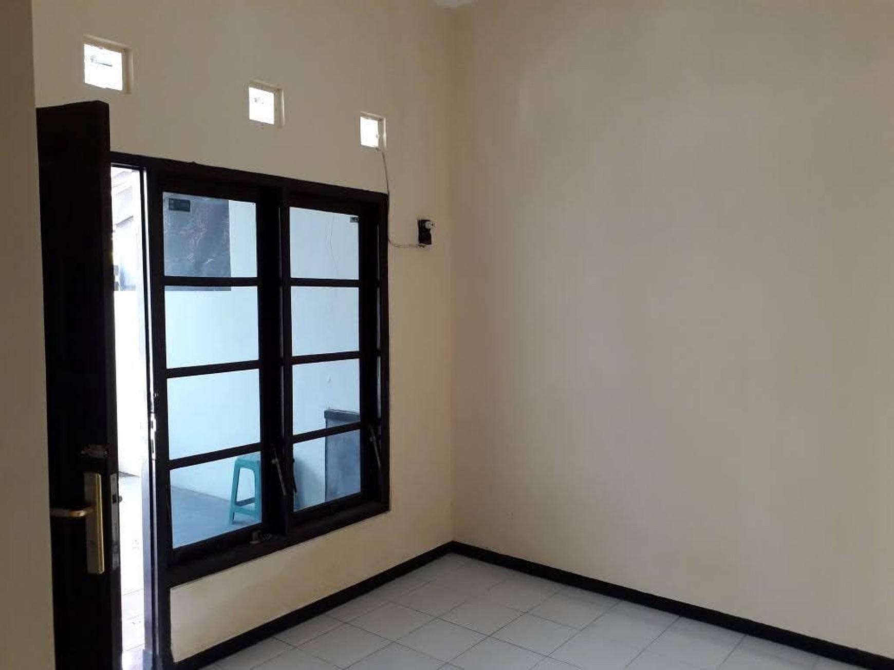 1911. Dijual Rumah Palem Pertiwi Menganti Gresik