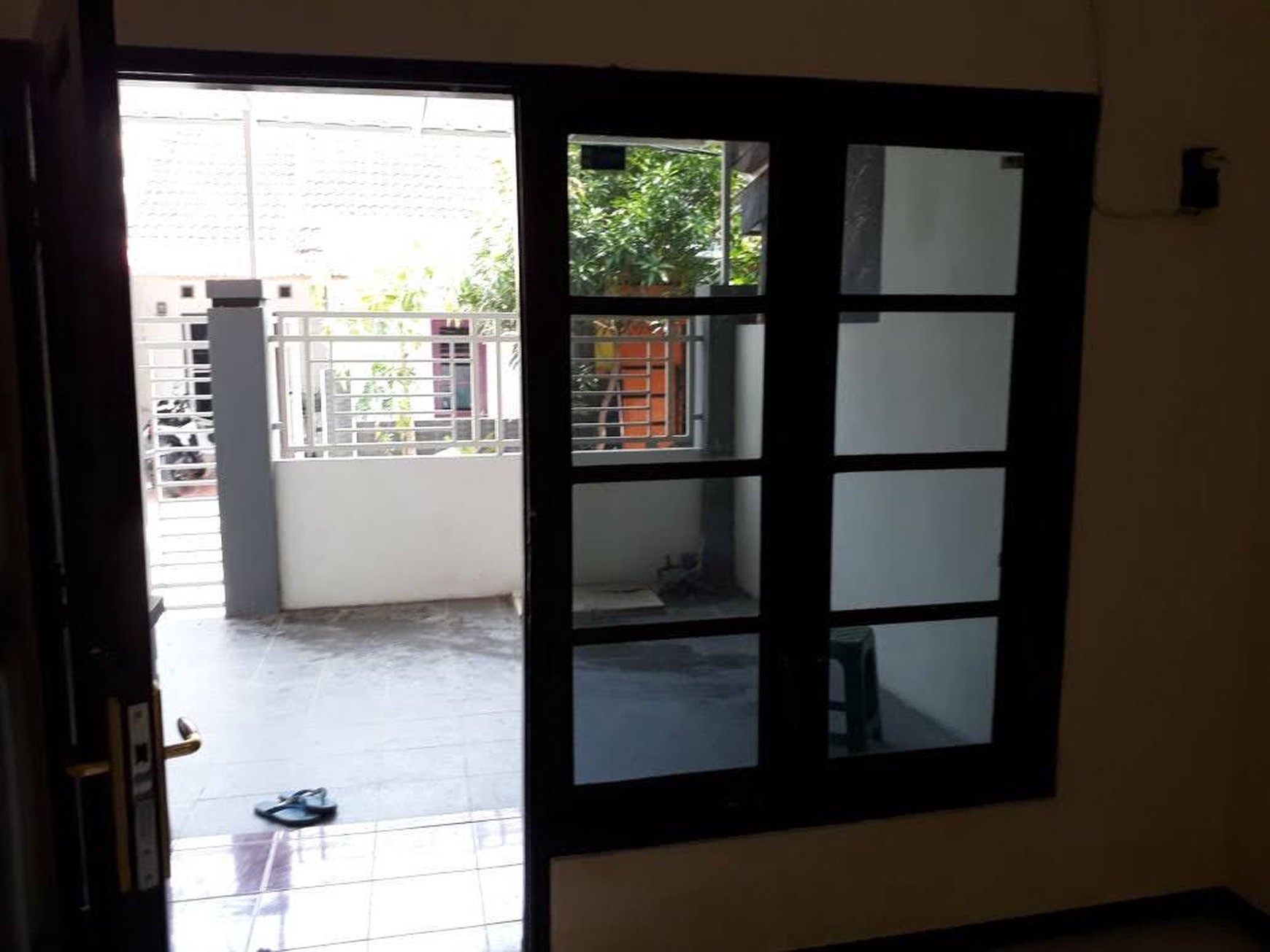 1911. Dijual Rumah Palem Pertiwi Menganti Gresik