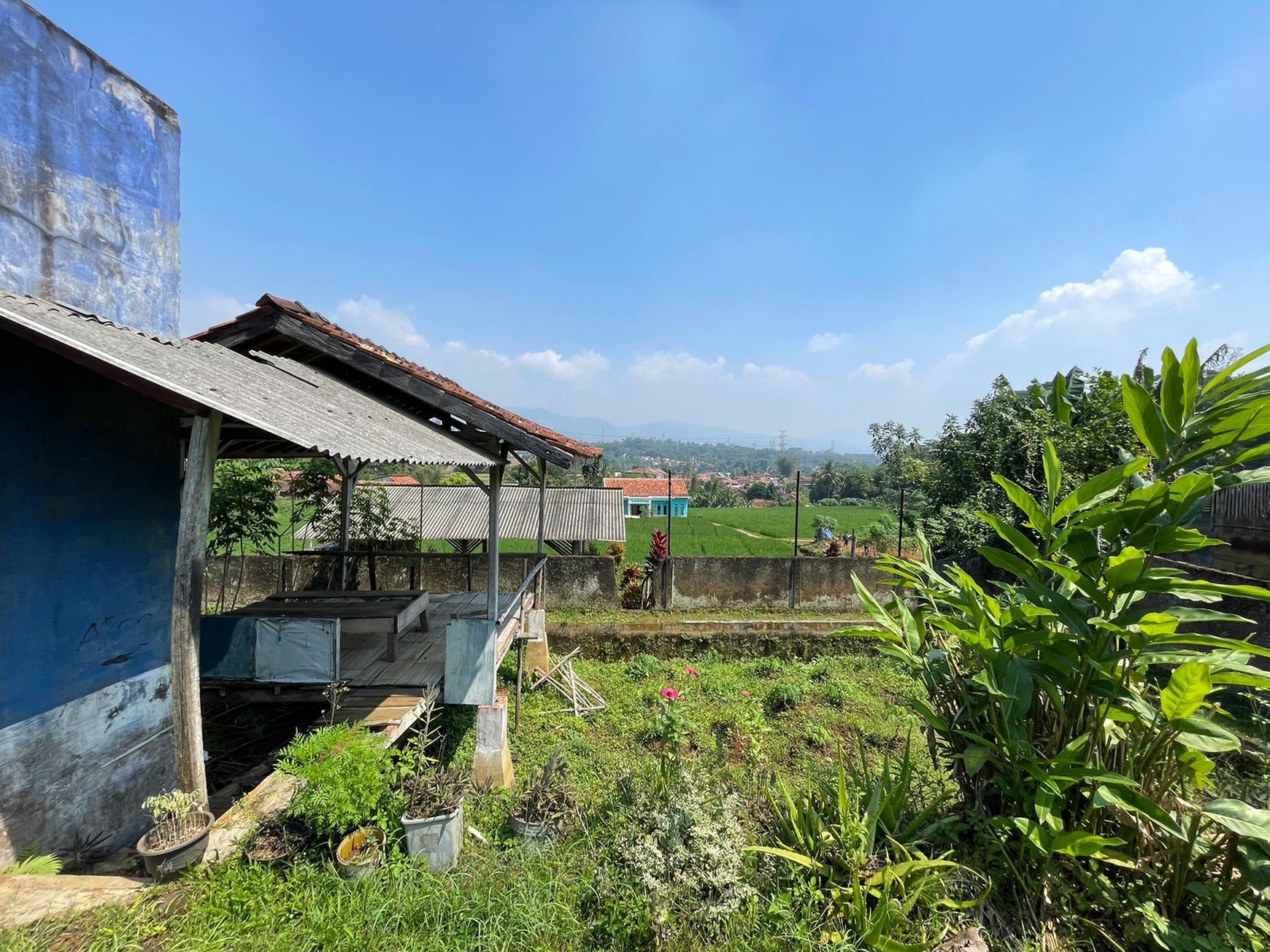 Rumah Murah dengan Tanah Luas Dekat Wisata Gunung Puntang Banjaran