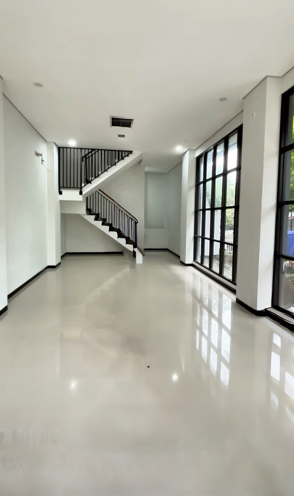 1912. Ruko Dijual di Sidosermo Wonocolo Surabaya Selatan