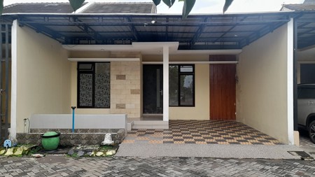 Rumah Perumahan Pulo Lor, Jombang - Nyaman & Strategis