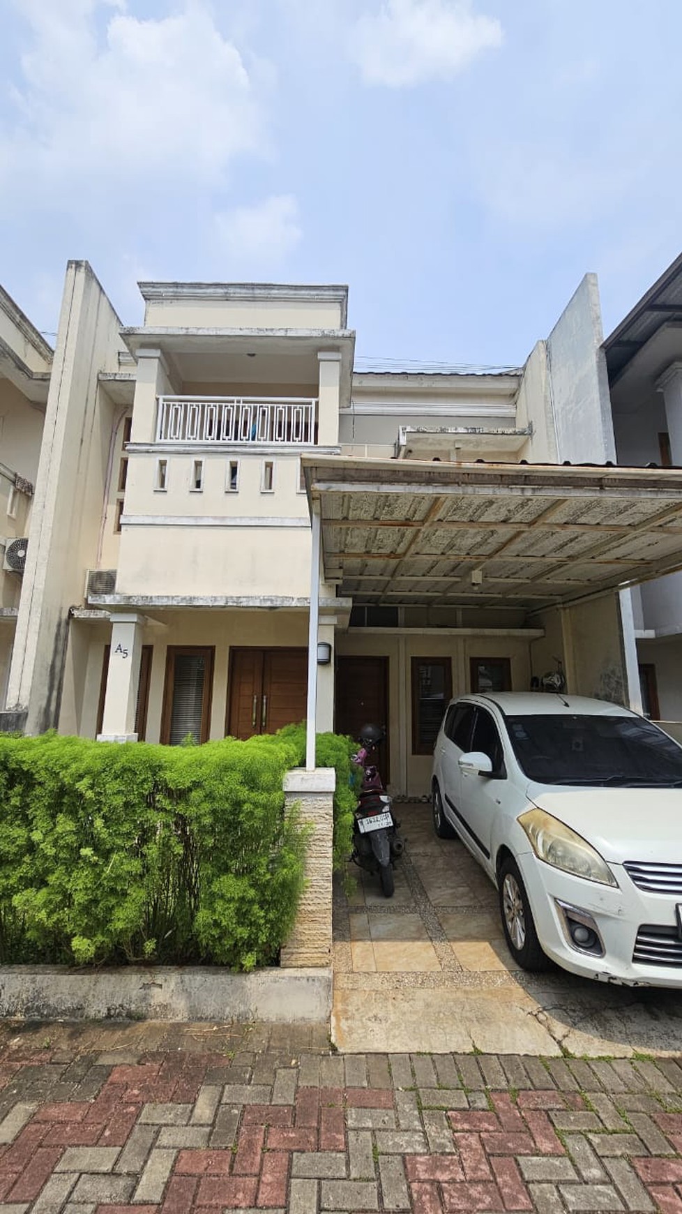 Rumah Hitung Tanah Area Cipete