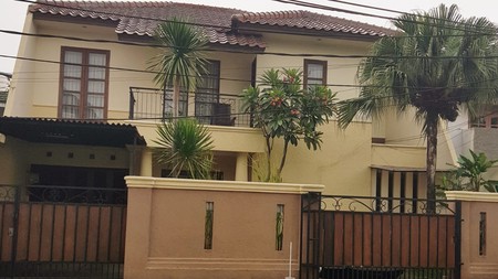 Rumah Pinggir Jalan Cocok Untuk Usaha Di Bintaro Jaya 1