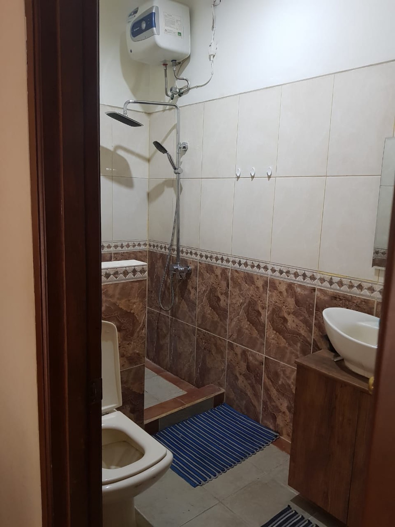 Rumah Pinggir Jalan Cocok Untuk Usaha Di Bintaro Jaya 1