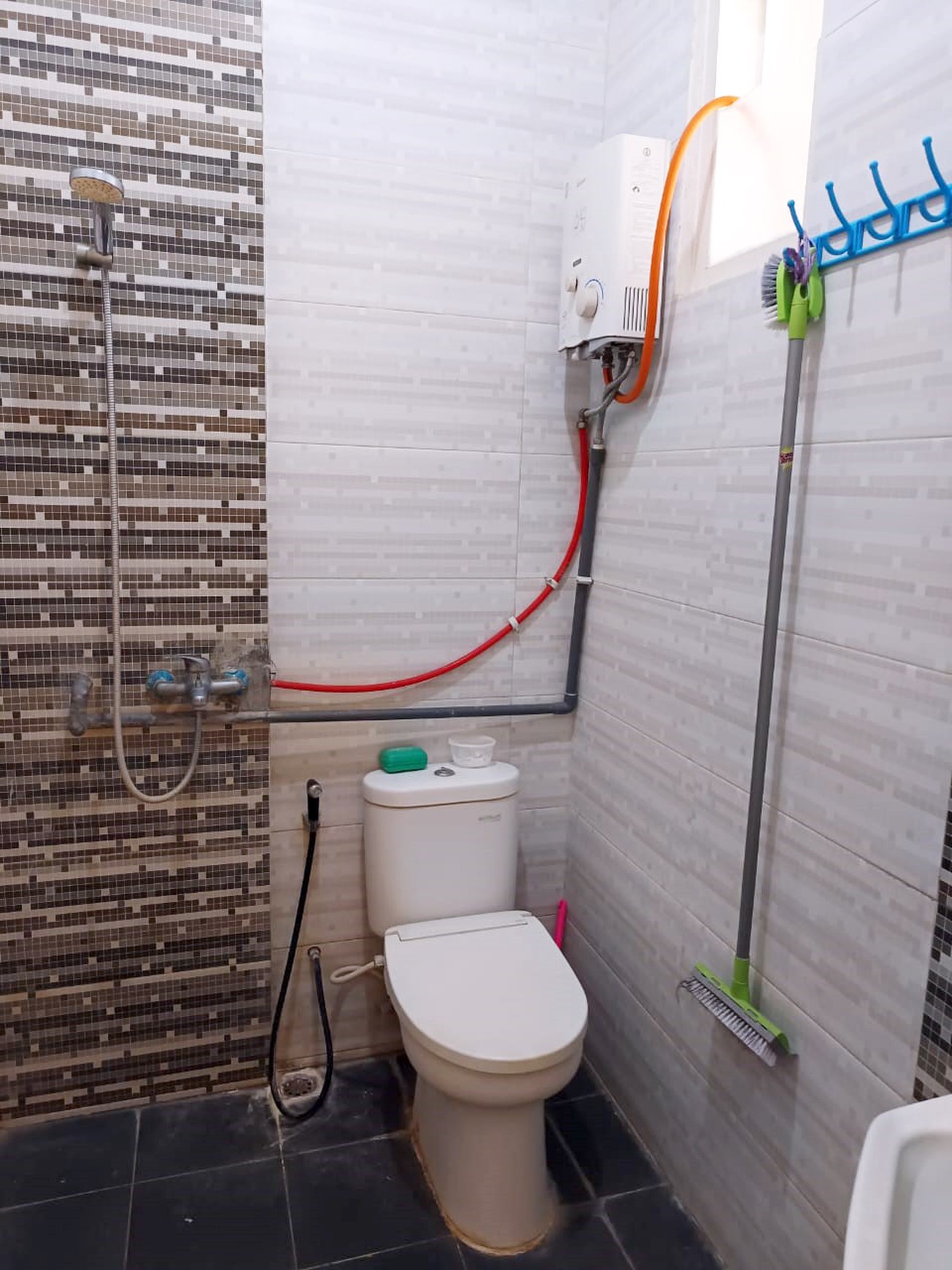 Rumah di Cluster Sorrento Pakuwon City, 2 Lantai, Semi Furnished, Siap Huni