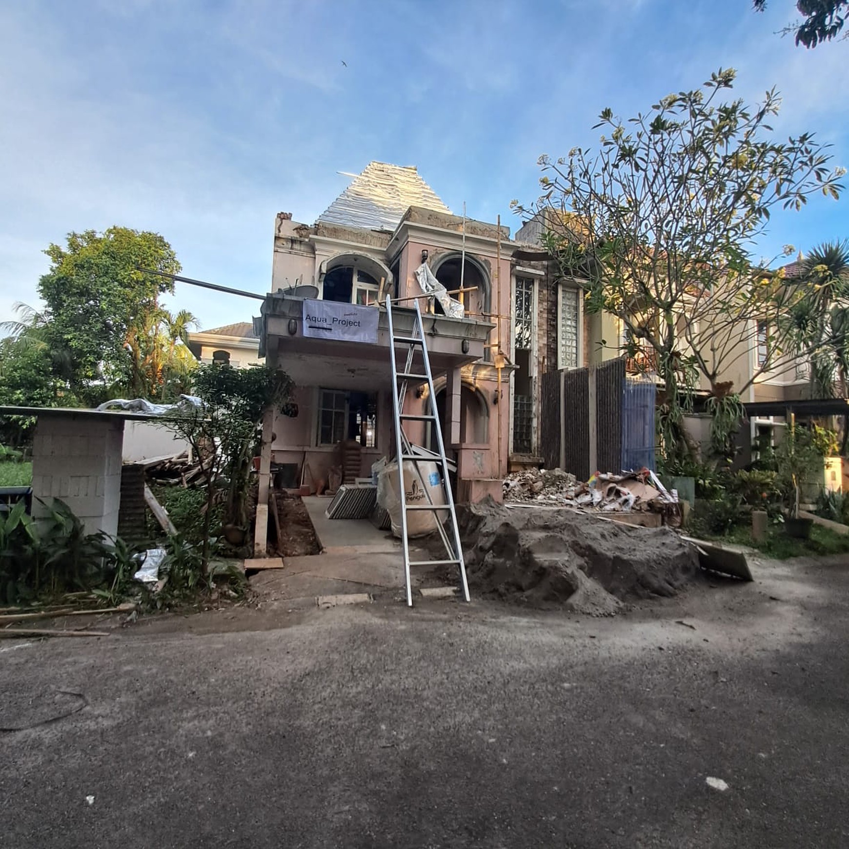 Rumah 2 Lantai Baru Renov Sudah SHM @Bintaro Sektor 9